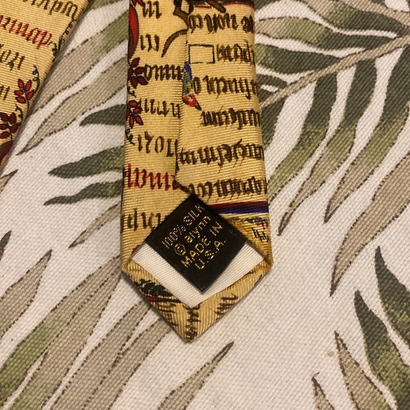 Alynn neckwear , illuminated manuscript silk necktie - Picture 3 of 3